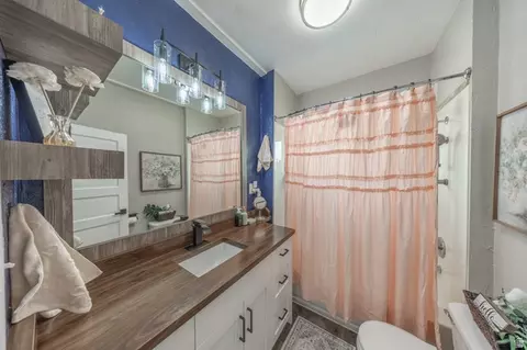 Bath - 860 E 27th St S, Ogden, UT 84403 photo 1 of 1