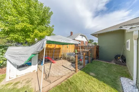 Exterior - 860 E 27th St S, Ogden, UT 84403 photo 5 of 11