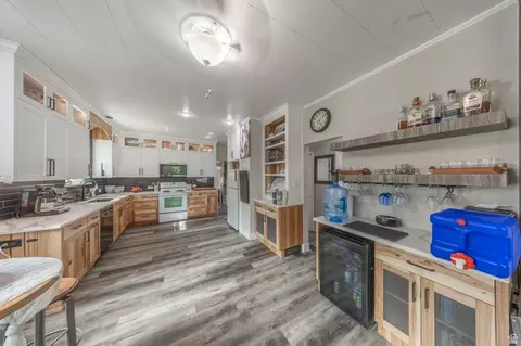 Kitchen - 860 E 27th St S, Ogden, UT 84403 photo 4 of 4