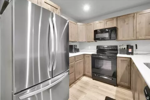 Kitchen - 1787 N 1260 E, Payson, UT 84651 photo 2 of 4