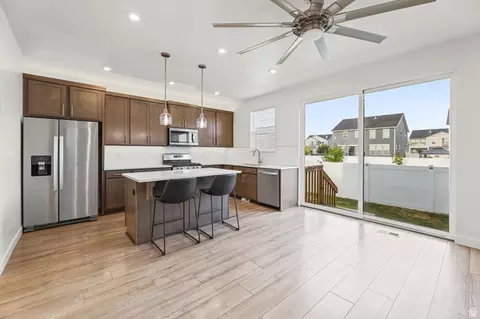 Kitchen - 5124 N Espalier Dr, Eagle Mountain, UT 84005 photo 1 of 2