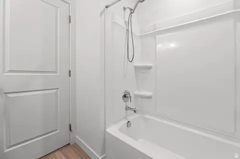Bath - 5124 N Espalier Dr, Eagle Mountain, UT 84005 photo 3 of 3
