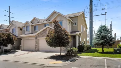 Exterior - 102 S 610 E, American Fork, UT 84003 photo 7 of 7