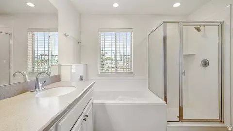 Bath - 102 S 610 E, American Fork, UT 84003 photo 3 of 4