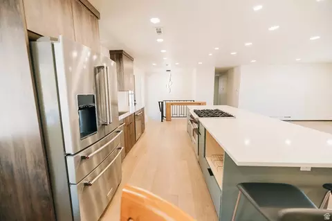 Kitchen - 610 S 800 E, Centerville, UT 84014 photo 6 of 6
