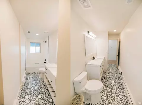 Bath - 610 S 800 E, Centerville, UT 84014 photo 1 of 6