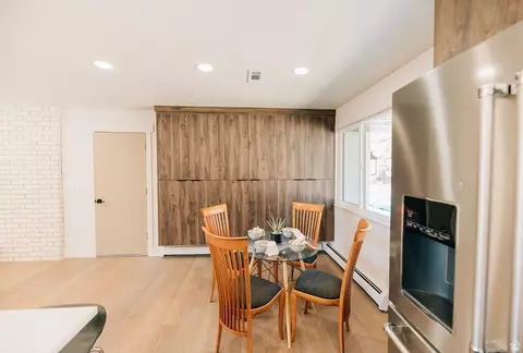 Dining - 610 S 800 E, Centerville, UT 84014 photo 1 of 1