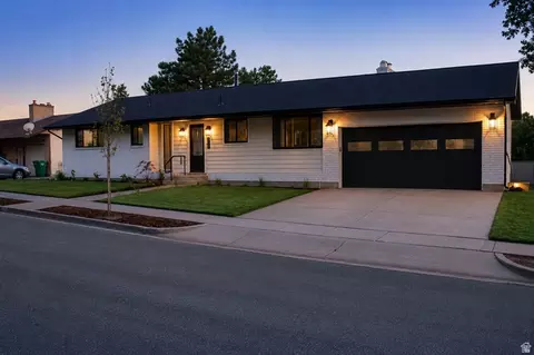 Exterior - 610 S 800 E, Centerville, UT 84014 photo 5 of 5