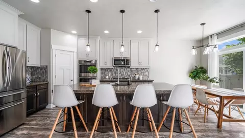 Kitchen - 50 S Samara St, Vineyard, UT 84059 photo 2 of 3
