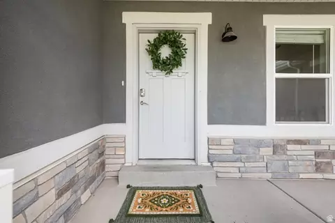 Entry Way - 4674 N Ibapah St #830, Eagle Mountain, UT 84005 photo 1 of 3