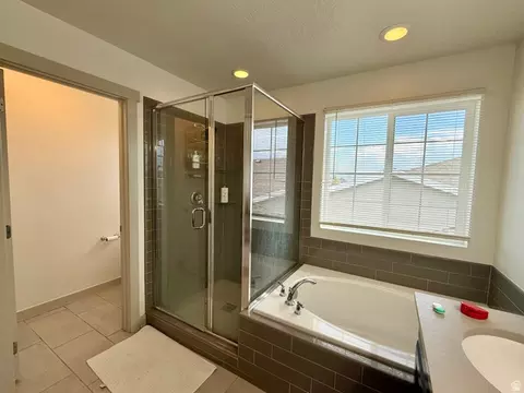 Bath - 1380 N 3350 W, Provo, UT 84601 photo 2 of 4