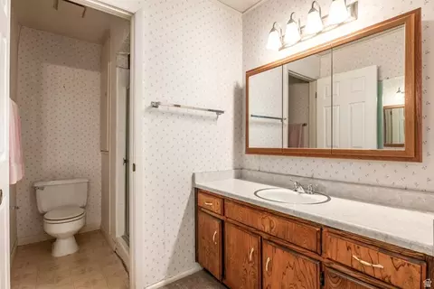 Bath - 8745 S 1595 E, Sandy, UT 84093 photo 1 of 6