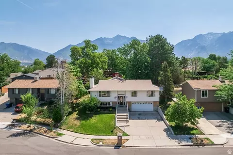 View/Area - 8745 S 1595 E, Sandy, UT 84093 photo 2 of 5