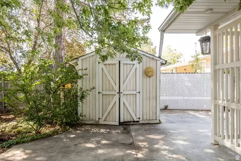 Exterior - 8745 S 1595 E, Sandy, UT 84093 photo 5 of 13