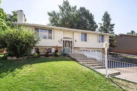 Exterior - 8745 S 1595 E, Sandy, UT 84093 photo 2 of 13