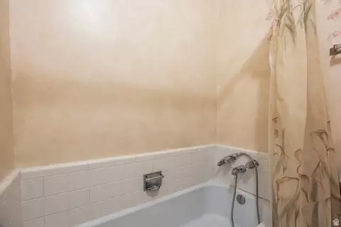 Bath - 8745 S 1595 E, Sandy, UT 84093 photo 3 of 6