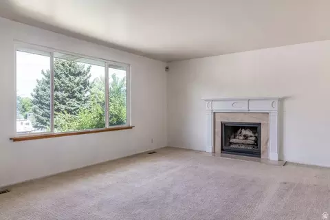 Living - 8745 S 1595 E, Sandy, UT 84093 photo 3 of 7