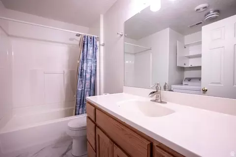 Bath - 151 E 2600 S, Clearfield, UT 84015 photo 3 of 3