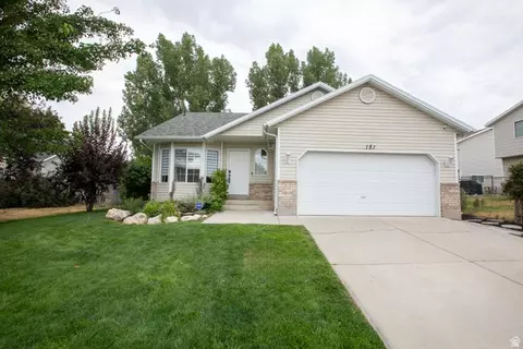 Exterior - 151 E 2600 S, Clearfield, UT 84015 photo 1 of 11