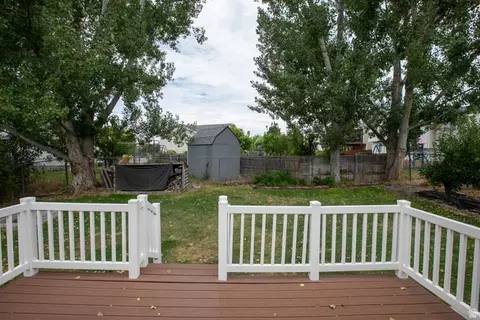 Exterior - 151 E 2600 S, Clearfield, UT 84015 photo 3 of 11