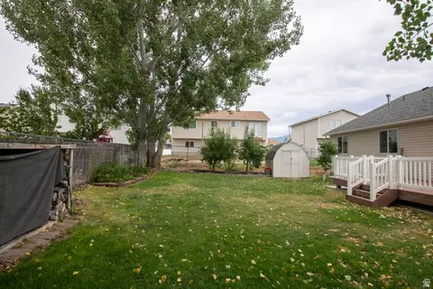 Exterior - 151 E 2600 S, Clearfield, UT 84015 photo 5 of 11