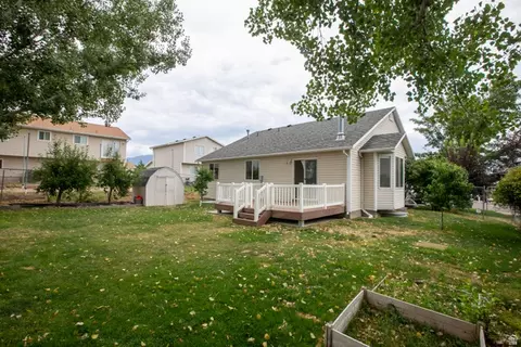 Exterior - 151 E 2600 S, Clearfield, UT 84015 photo 6 of 11