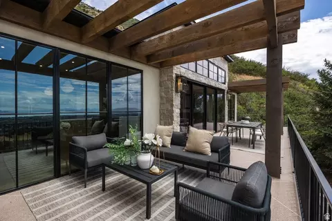 Exterior - 3726 N Devonshire Dr, Provo, UT 84604 photo 3 of 18