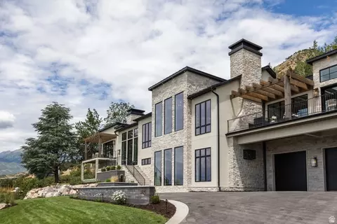 Exterior - 3726 N Devonshire Dr, Provo, UT 84604 photo 13 of 18