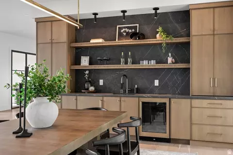 Dining - 3726 N Devonshire Dr, Provo, UT 84604 photo 4 of 5