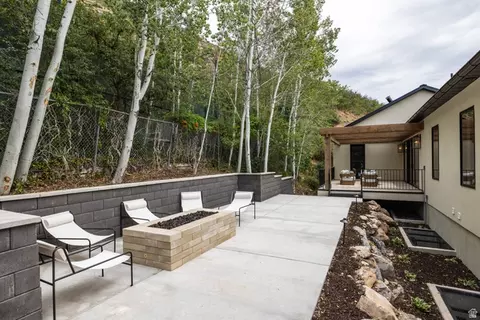 Exterior - 3726 N Devonshire Dr, Provo, UT 84604 photo 8 of 18