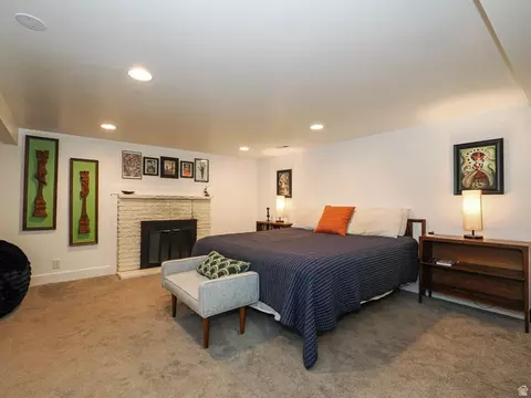 Bedroom - 4601 S Creekview Cir, Murray, UT 84107 photo 3 of 6