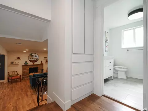 Entry Way - 4601 S Creekview Cir, Murray, UT 84107 photo 2 of 2