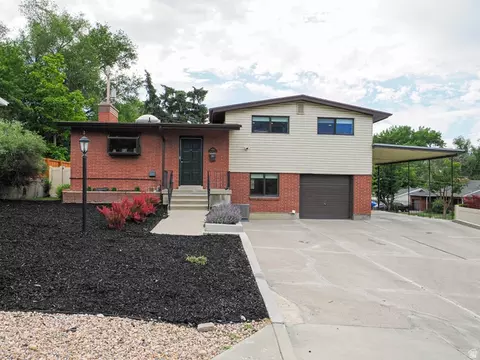 Exterior - 4601 S Creekview Cir, Murray, UT 84107 photo 2 of 7