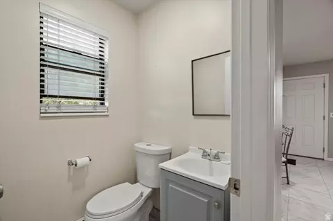 Bath - 448 N 100 E, Orem, UT 84057 photo 1 of 6