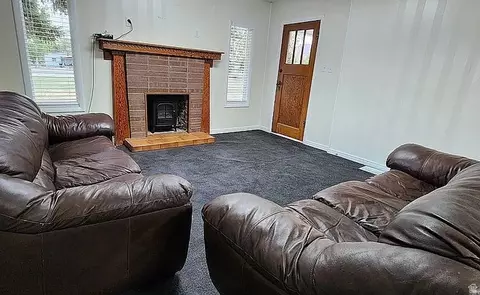 Living - 85 E 300 N, Ferron, UT 84523 photo 2 of 3
