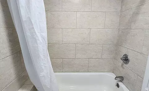 Bath - 85 E 300 N, Ferron, UT 84523 photo 2 of 3