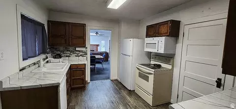 Kitchen - 85 E 300 N, Ferron, UT 84523 photo 2 of 5