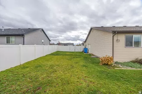 Exterior - 517 W 260 N, Smithfield, UT 84335 photo 6 of 9