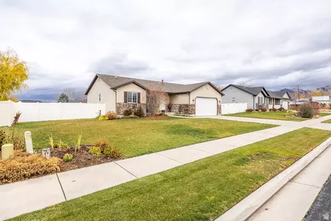 Exterior - 517 W 260 N, Smithfield, UT 84335 photo 8 of 9