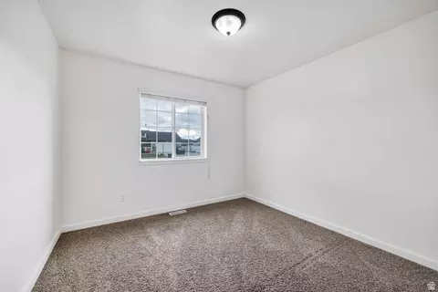 Bedroom - 517 W 260 N, Smithfield, UT 84335 photo 3 of 6