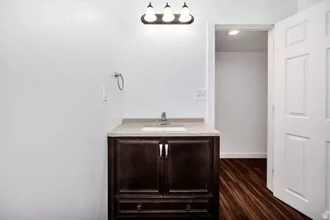 Bath - 517 W 260 N, Smithfield, UT 84335 photo 4 of 4
