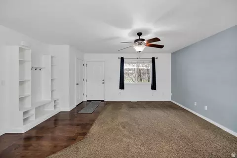Living - 517 W 260 N, Smithfield, UT 84335 photo 1 of 3