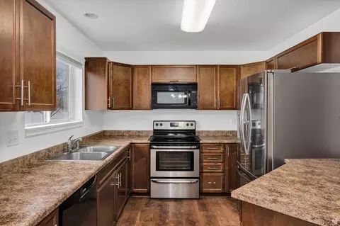 Kitchen - 517 W 260 N, Smithfield, UT 84335 photo 1 of 2