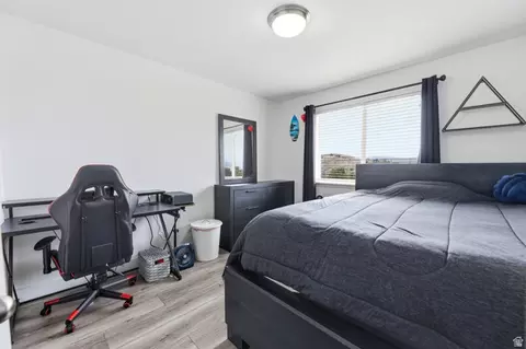 Bedroom - 2947 E Lookout Dr, Eagle Mountain, UT 84005 photo 3 of 6