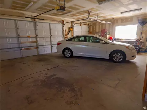 Exterior - 3213 S Liberty Ave E, Ogden, UT 84403 photo 5 of 6