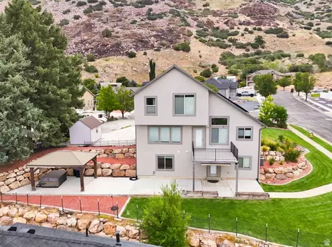 Exterior - 1126 E Benchview Dr, Ogden, UT 84404 photo 5 of 5