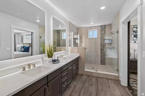 Bath - 2331 Mesa Rd #D-4, Moab, UT 84532 photo 2 of 5