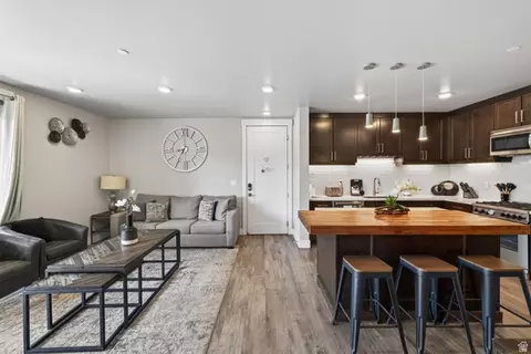 Kitchen - 2331 Mesa Rd #D-4, Moab, UT 84532 photo 2 of 5