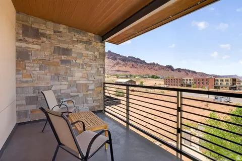 Exterior - 2331 Mesa Rd #D-11, Moab, UT 84532 photo 3 of 16