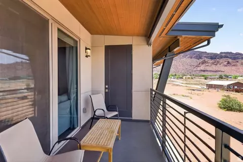 Exterior - 2331 Mesa Rd #D-11, Moab, UT 84532 photo 2 of 16